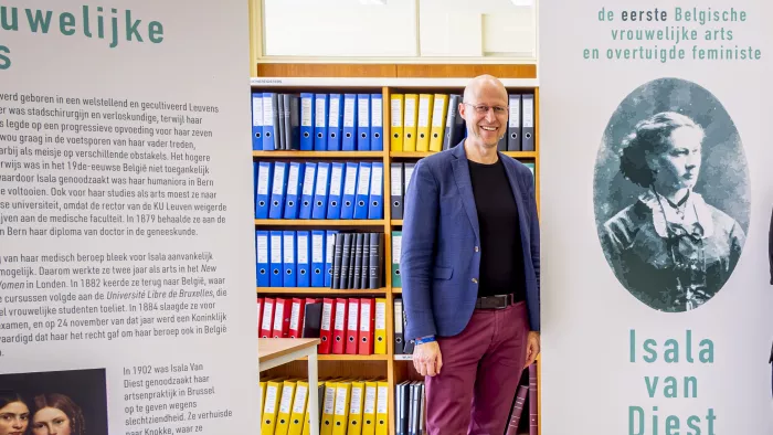 Isala Van Diest - Bert Cornillie