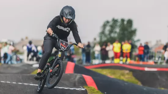 Eerste Belgisch kampioenschap pumptrack luidt goed gevulde Tofsportzomer in