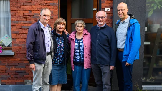 Schepen Cornillie in het gezelschap van enkele familieleden van Andreas Storckel (c) Dries Rengle.jpg