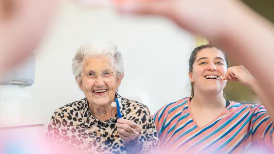 Leuvense woonzorgcentra zetten extra in op mondgezondheid bij ouderen