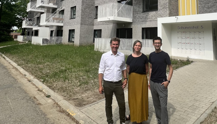 Bewoners van Schorenshof vieren 48 gerenoveerde appartementen met feestelijke opening 