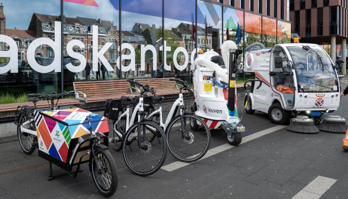 Stad Leuven heeft een divers wagenpark met erg verschillende voertuigen, gaande van gewone wagens en bestelwagens tot tractoren en hoogtewerkers.